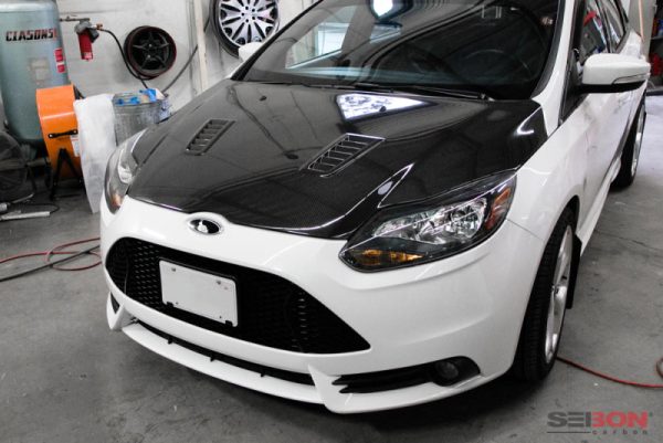 Seibon 12-13 Ford Focus RS-Style Carbon Fiber Hood Online Hot Sale